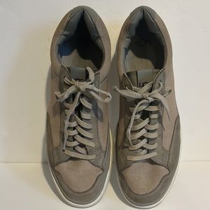 UGG men's Grey South Bay Sneakers  Low Canvas, size 12